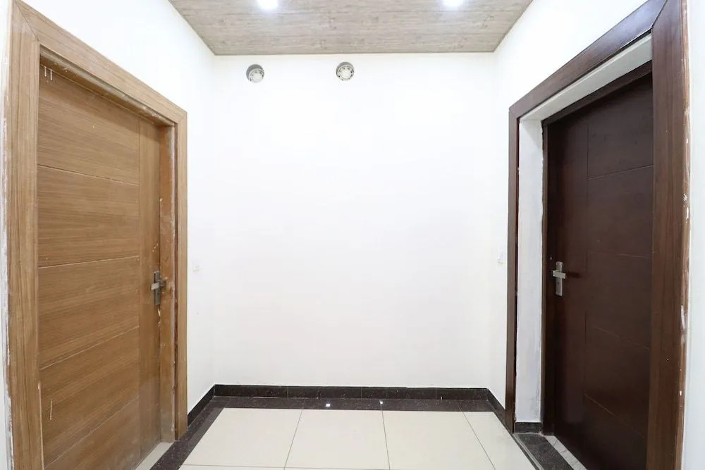 OYO 27916 Hotel Bubbles
