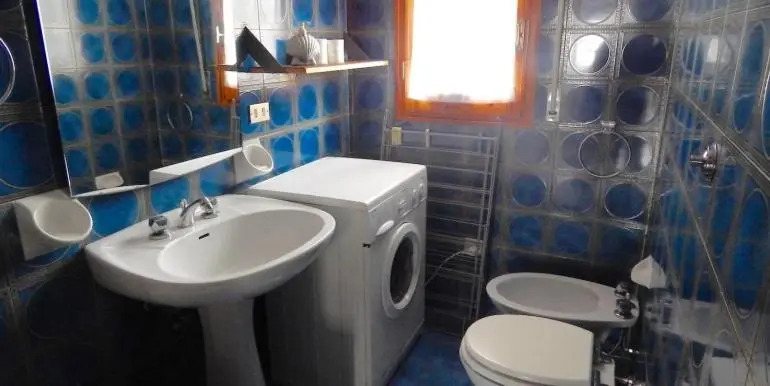 M89 - Marcelli, trilocale con terrazzo a 30mt dal mare