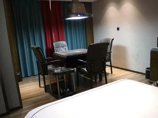 Huihe Park Hyatt Hotel