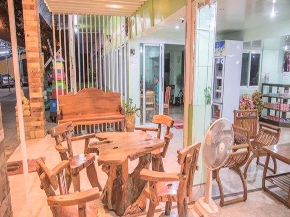 Nalumon Apartment
