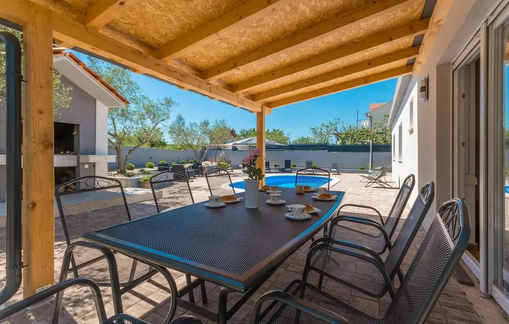 Stunning Home in Sikovo With 3 Bedrooms, Wifi and Outdoor Swimming Pool