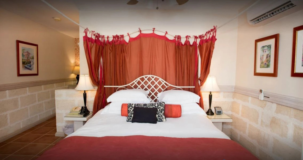 Little Arches Boutique Hotel