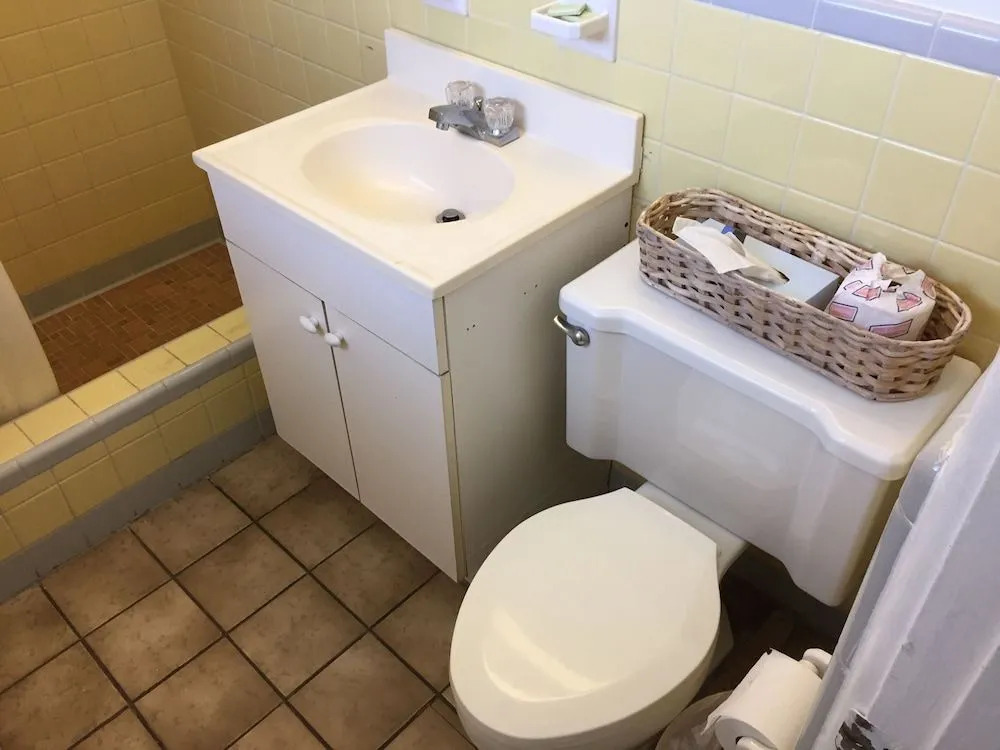 Economy Suites