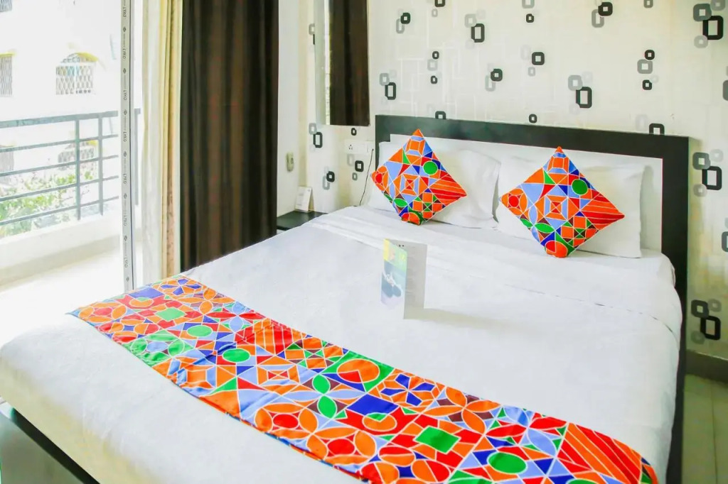 FabHotel Eleanora - New Town