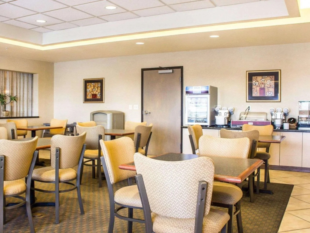 Comfort Inn and Suites Yuma I-8