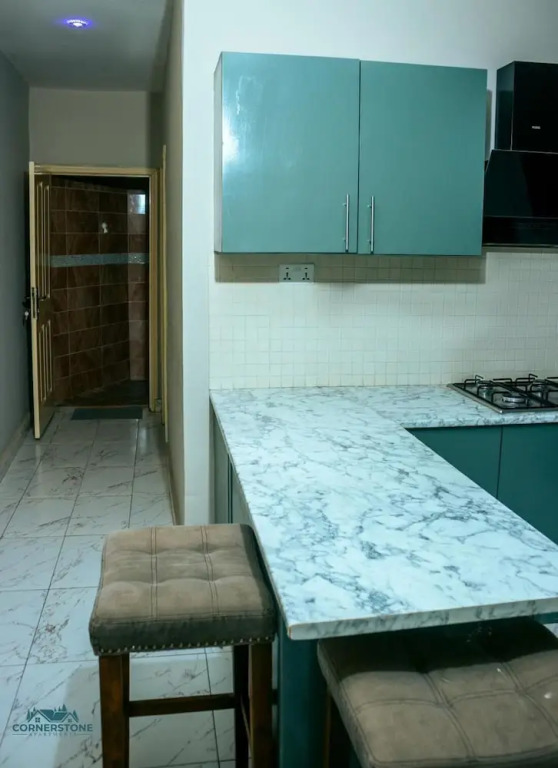 CORNERSTONE APARTMENTS