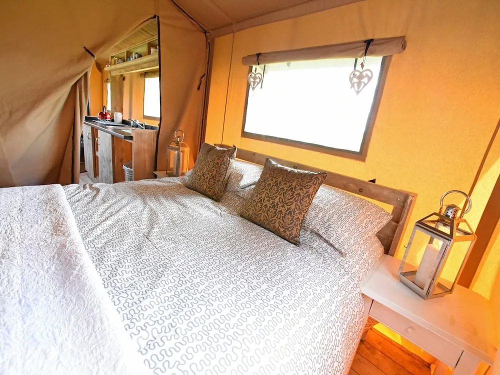 Carrs Hill Luxury Safari Tents