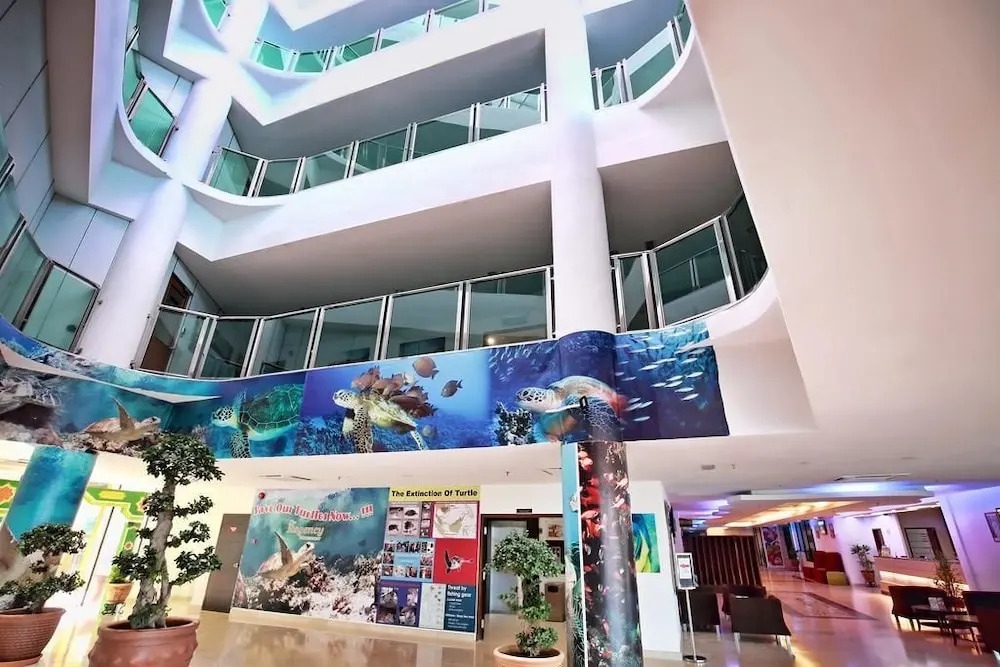 The Regency Waterfront Hotel