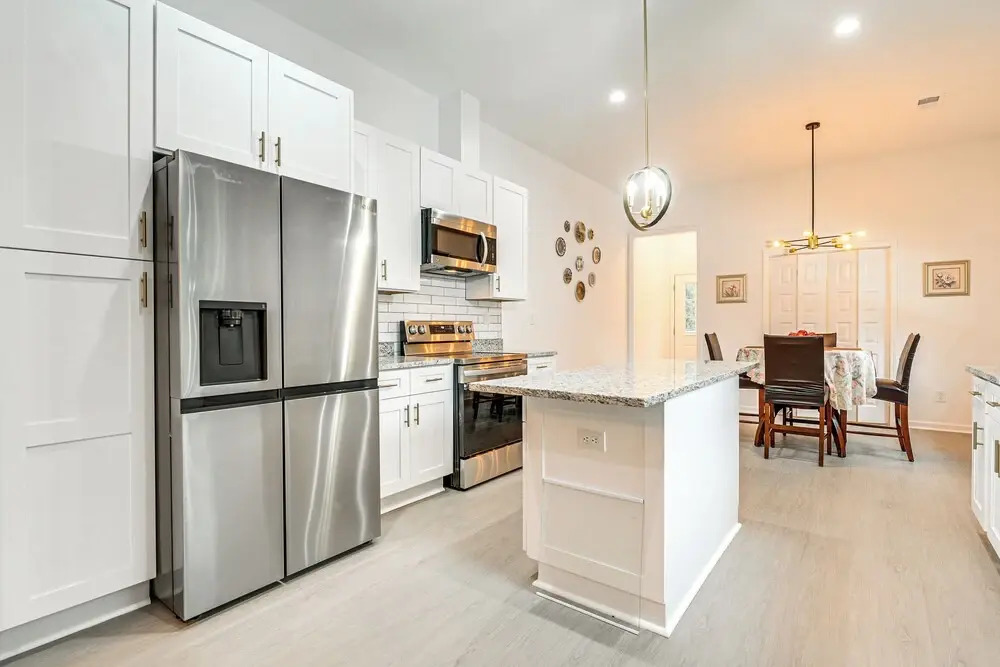 Walk to Downtown! Modern Hogansville Home w/ Patio