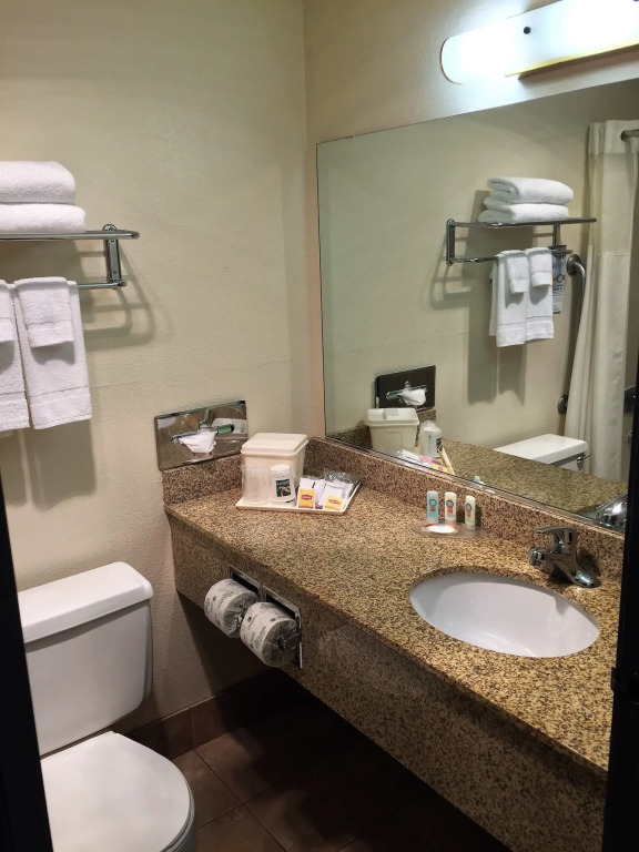 Quality Inn & Suites Springfield - Eugene North