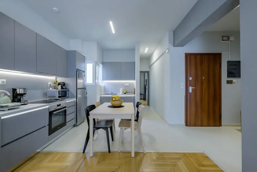 Lush 2bed apt. at the Acropolis