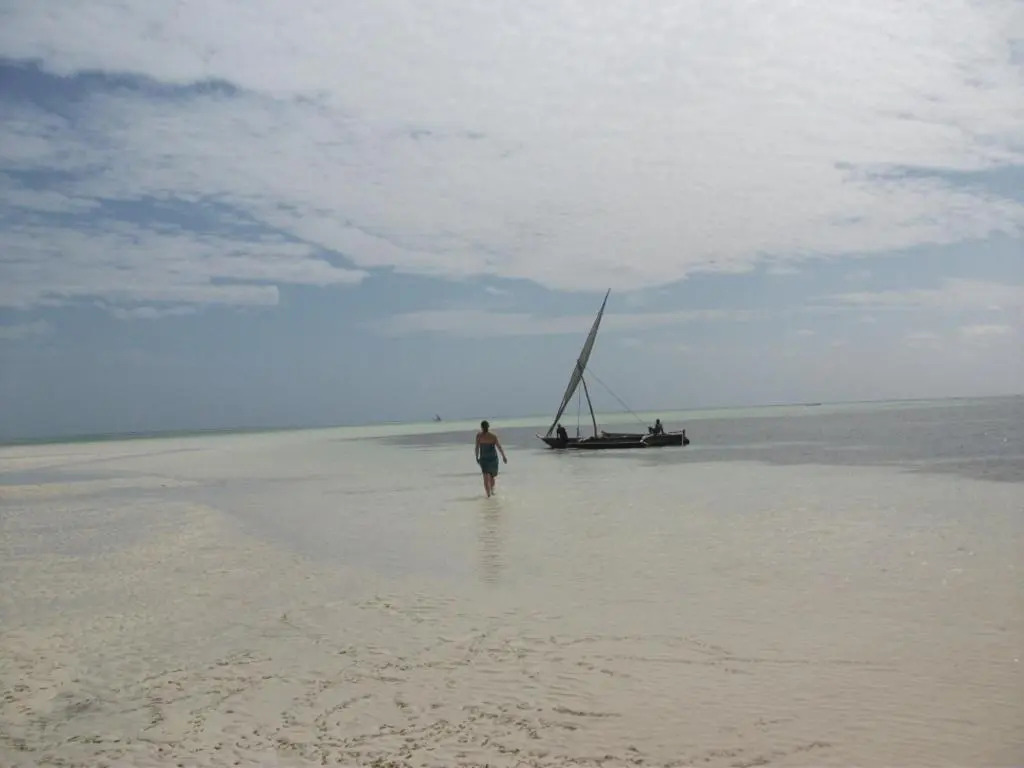 Jaribu Beach Hotel