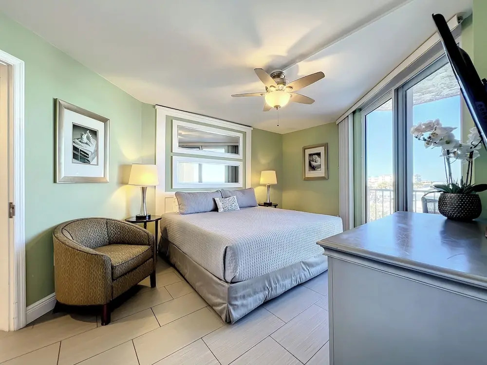 Oceania Beach Club 307