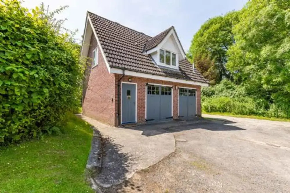 Host & Stay - Alderfen View