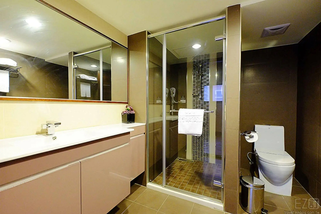 Global Traveler Hotel