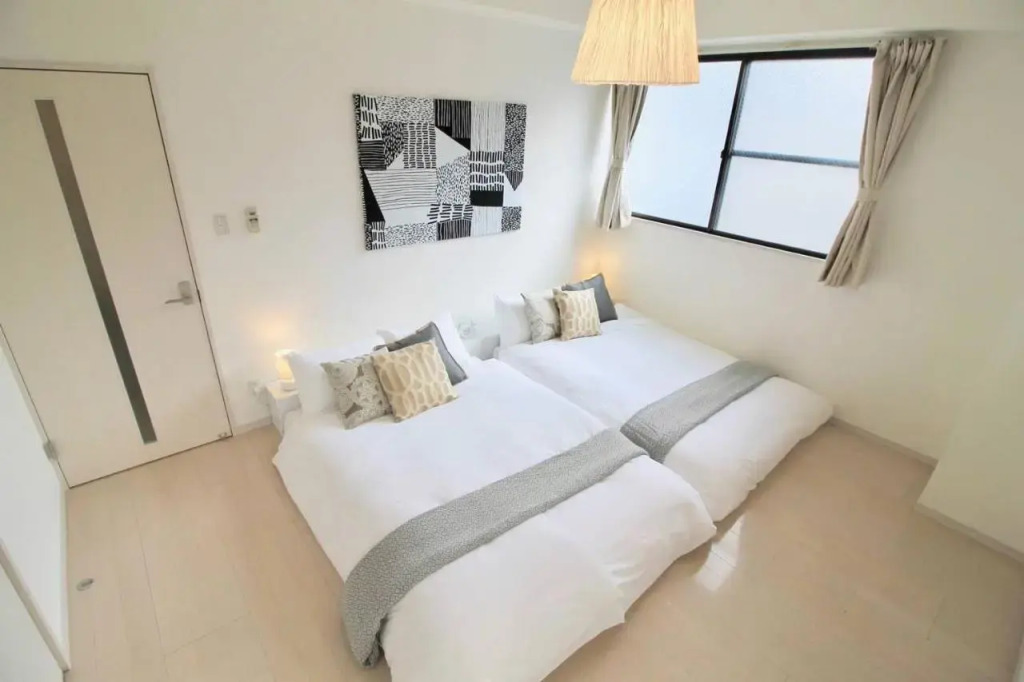 10 min Hiroshima Station & 2BR Up to 10p & 4 bikes