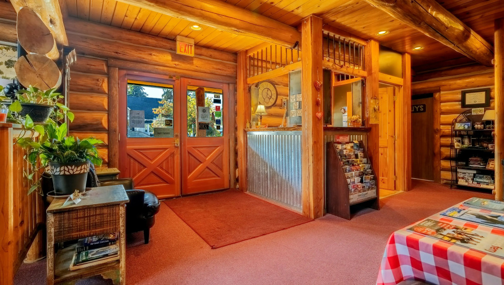 Dodge Peak Lodge