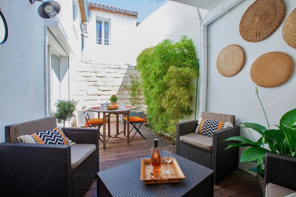 Home Chic Home - La Terrasse Bazille