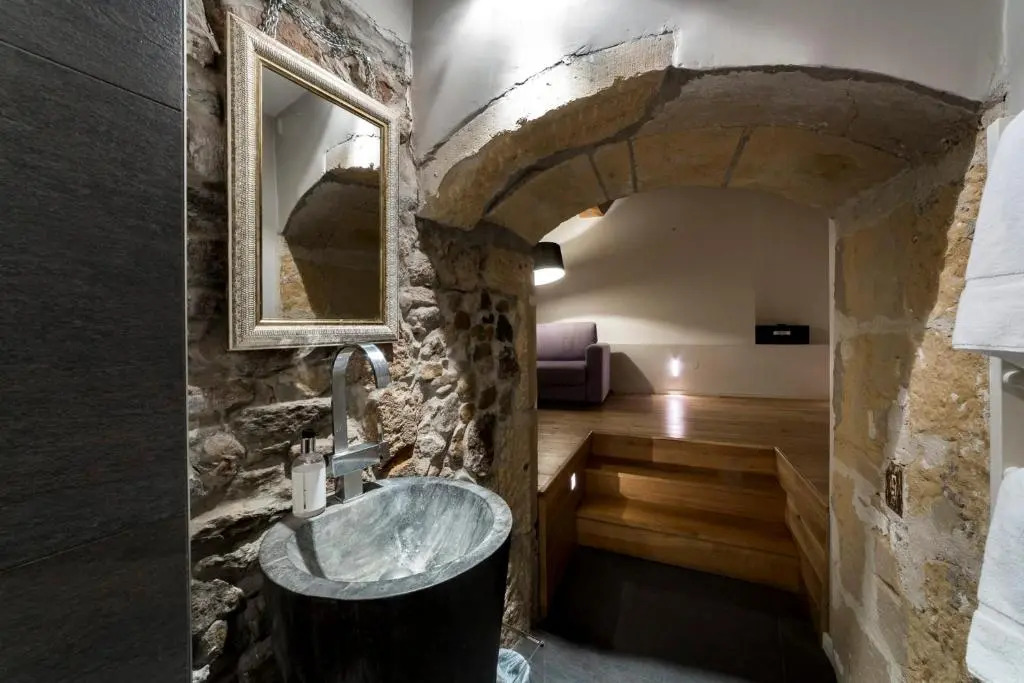 La Suite Miroirs - 46sq m flat in the heart of Vieux Lyon