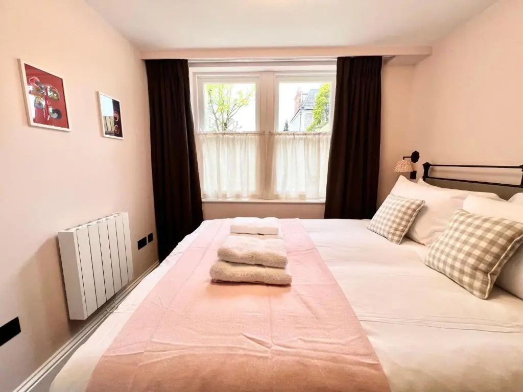 Redland Suites - Apartment 2