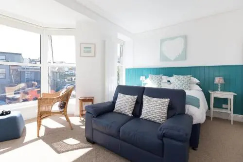3 Porthminster B&B