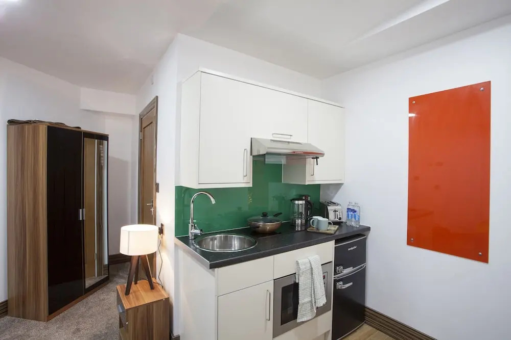 StayOCity Suites