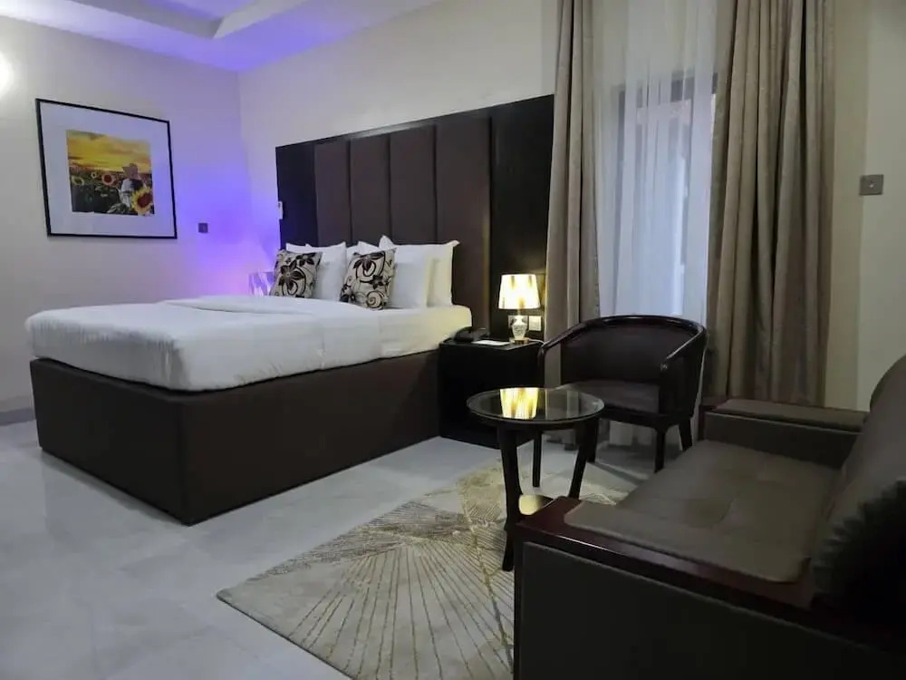 Ivotel Luxury Hotel