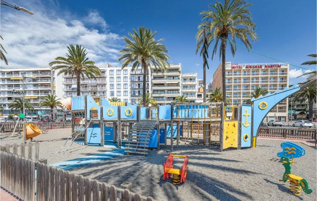 Awesome apartment in Lloret de Mar with 1 Bedrooms and WiFi