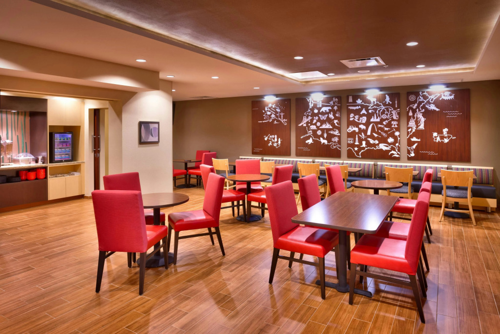 TownePlace Suites by Marriott Dickinson