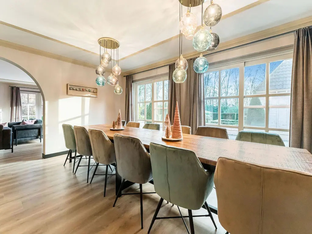 Beautiful Villa in Drunen with Private Heated Pool