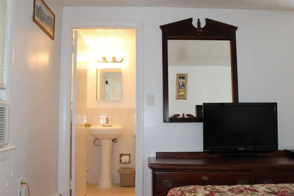 Dennisport Surf Club Boutique Hotel