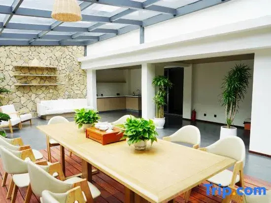 Wolong Nature Reserve Sanchuan Yue Homestay