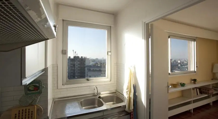 Vicq DAzir Halldis Apartment