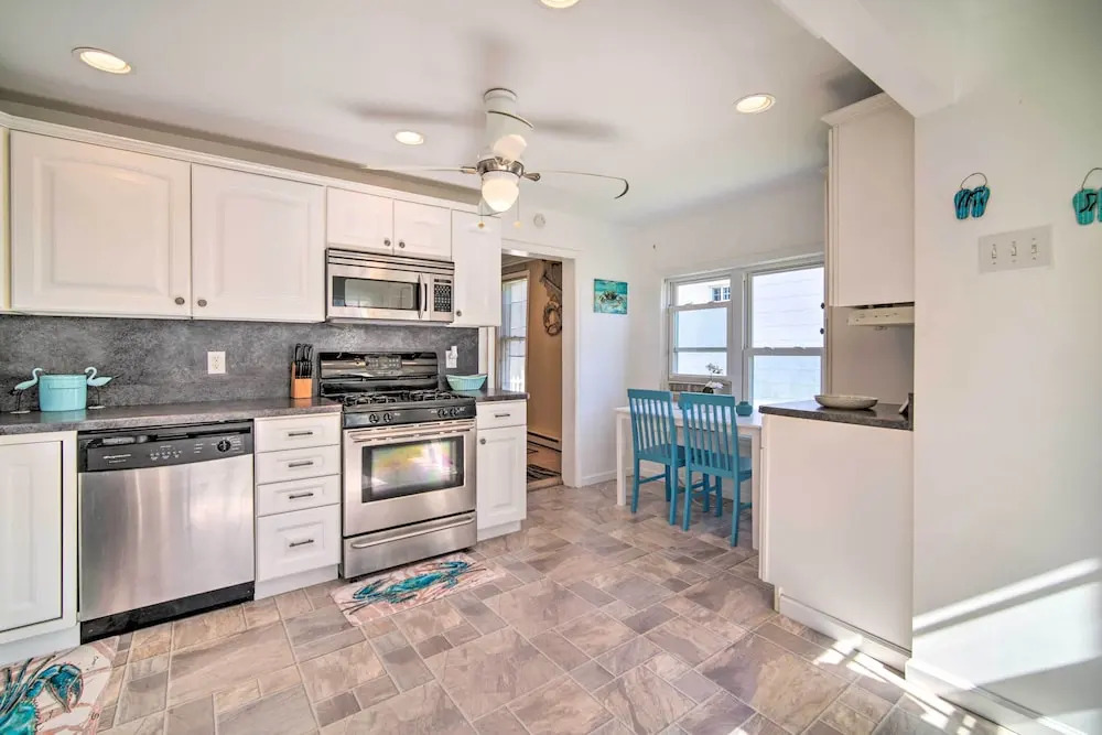 Nautical Wildwood Apt - Walk to the Beach!