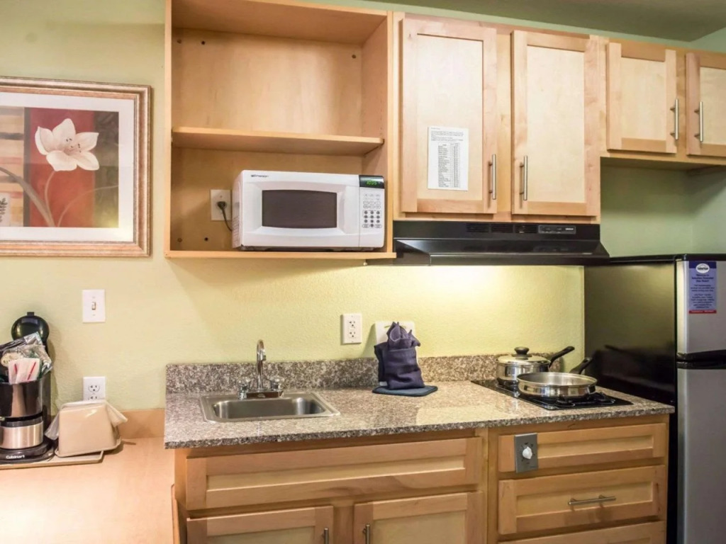 Suburban Studios near Panama City Beach