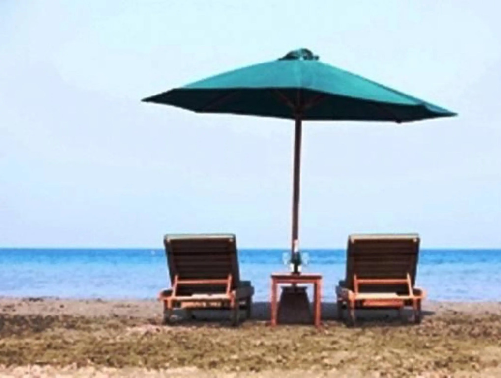 E-Hotel Larnaca Resort & Spa