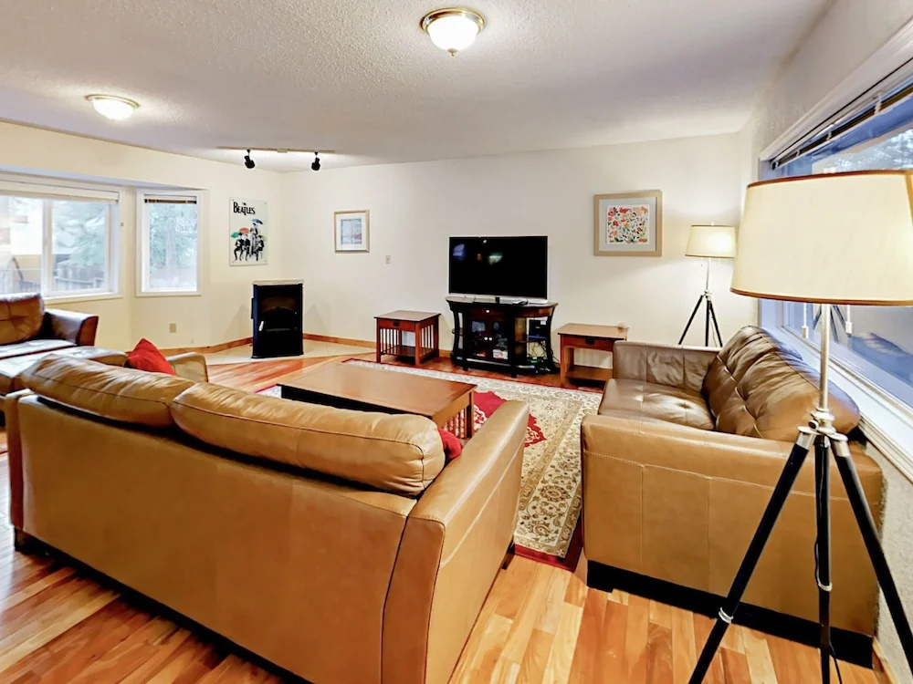 1154 Lone Indian Trail Home 3 Bedrooms 2.5 Bathrooms Home