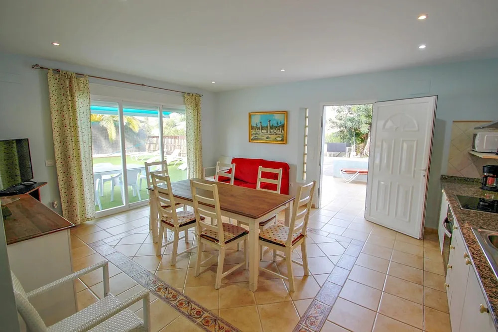 Gema - Pretty Holiday Home in Calpe