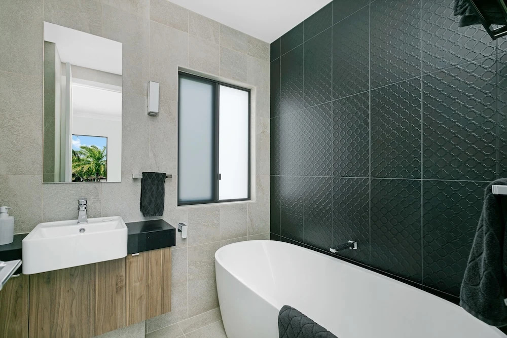 Esprit 11 Palm Cove