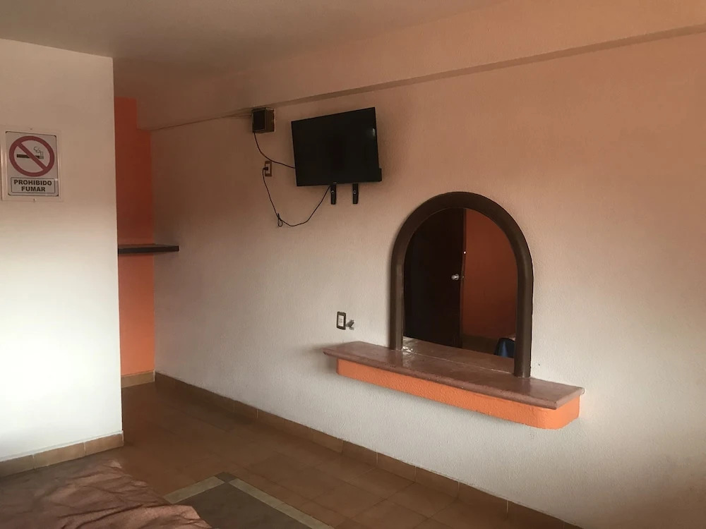 Motel Tokio Inn