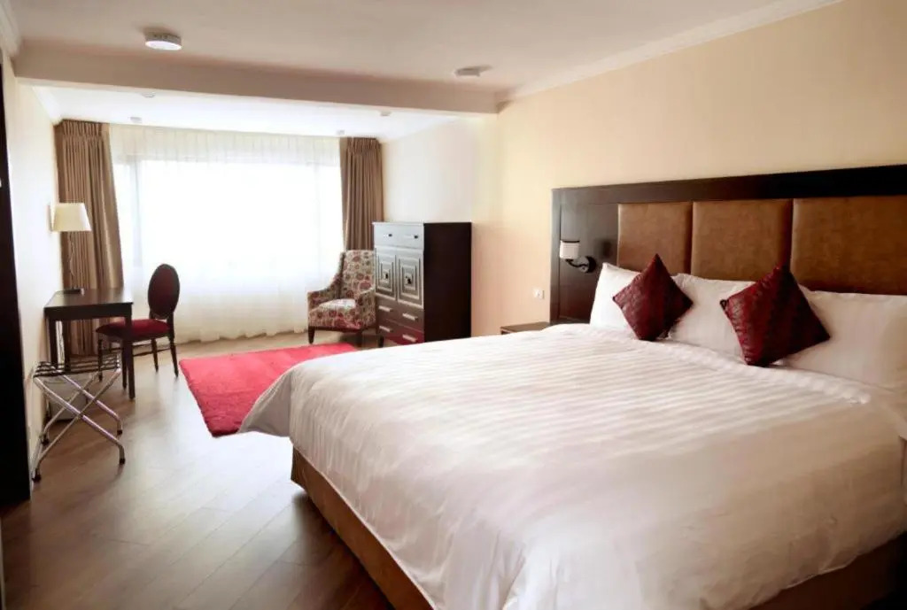 Quindeloma Art Hotel & Gallery