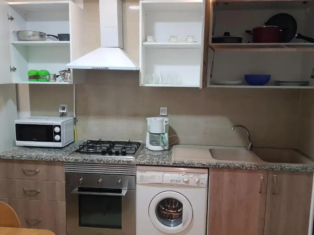 Appartement S+1 Luxueux aux Jardins de Carthage