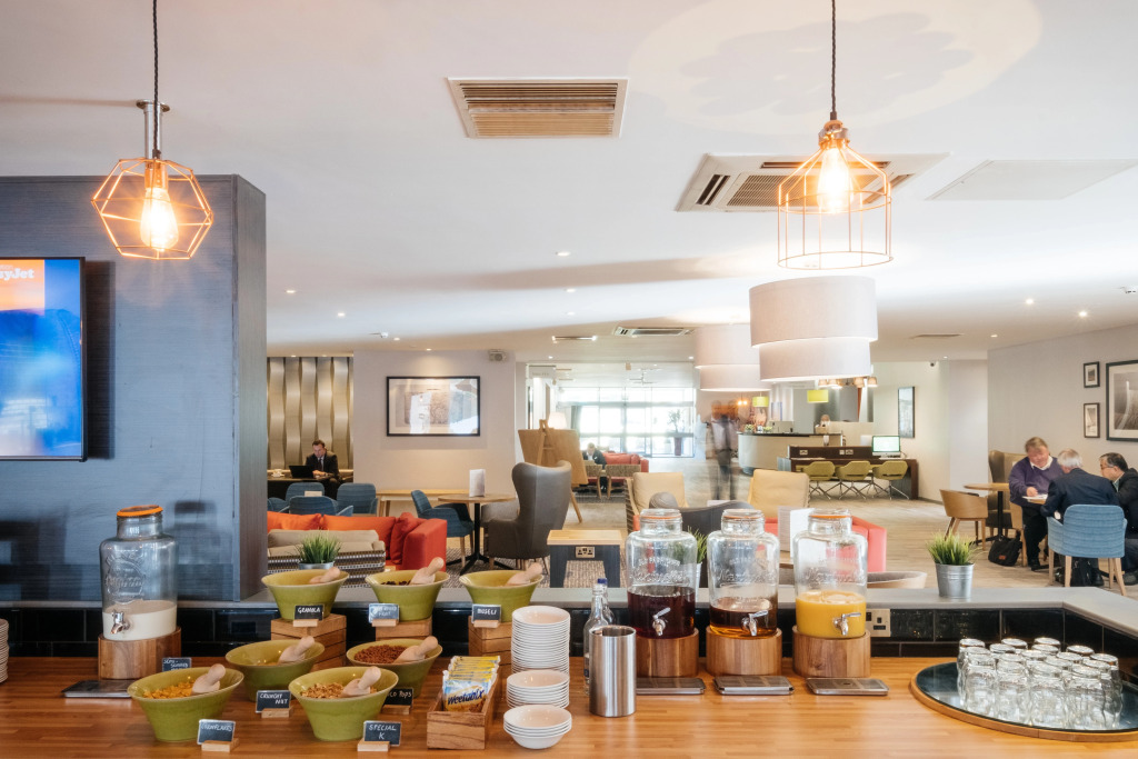 Holiday Inn Coventry M6, J2 by IHG