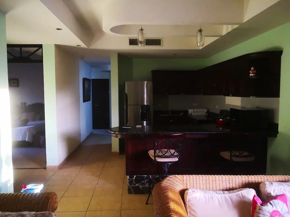 Beachfront Jaco Condos - Fully Equipped - 6 Pax