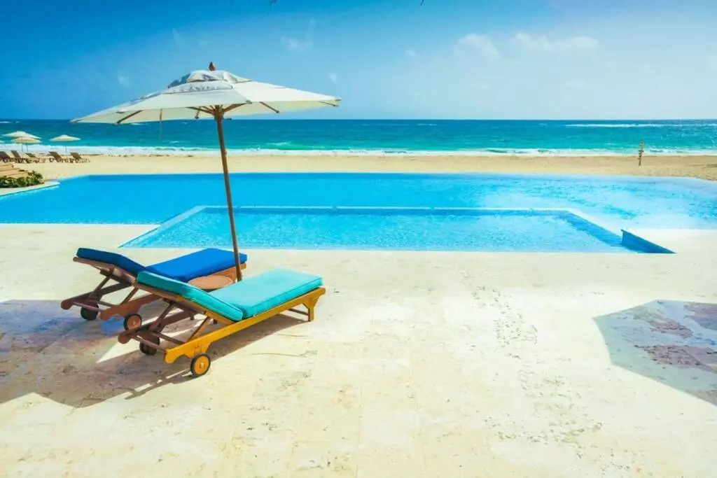 Free Golf Cart And Pool Front Condo at Cana Rock