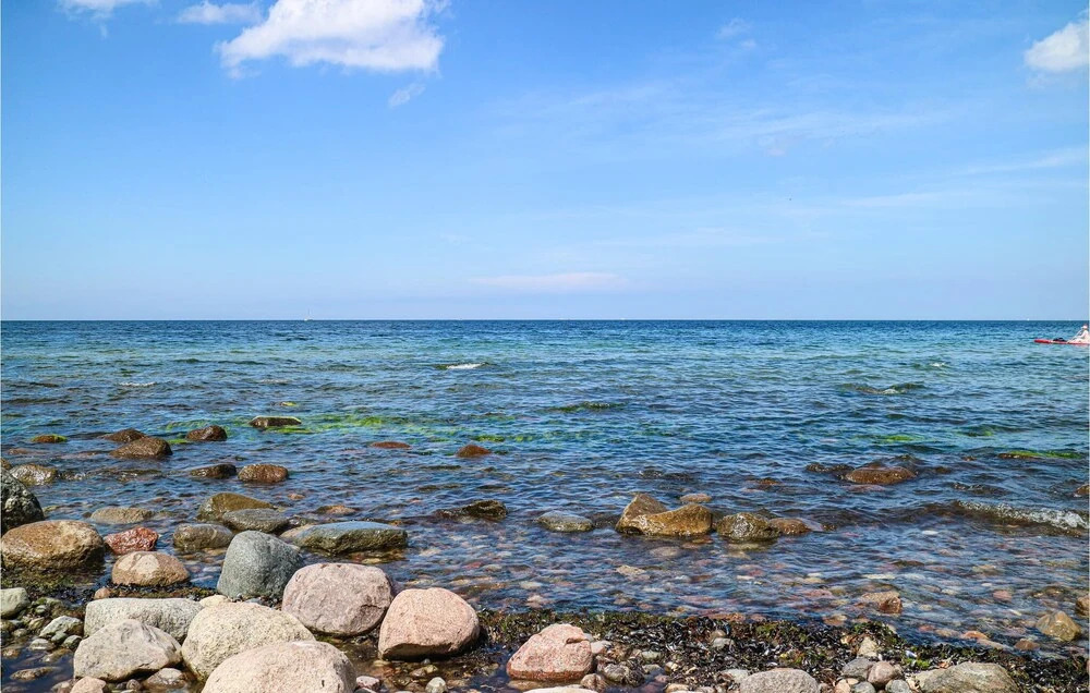 Awesome Apartment in Warnemünde With 2 Bedrooms