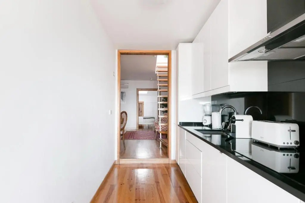 Breathtaking River-City View Two Private Terraces 3 Bedrooms and 3 Bathrooms 17th Century Building Central Bica Chiado District