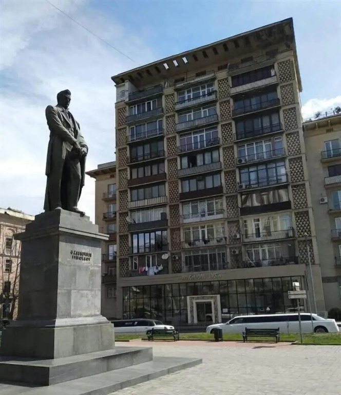 Апартаменты на ул. Дмитрия Узнадзе