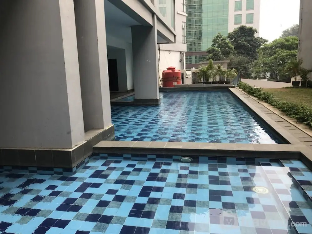 New Furnished Royal Olive Apartment