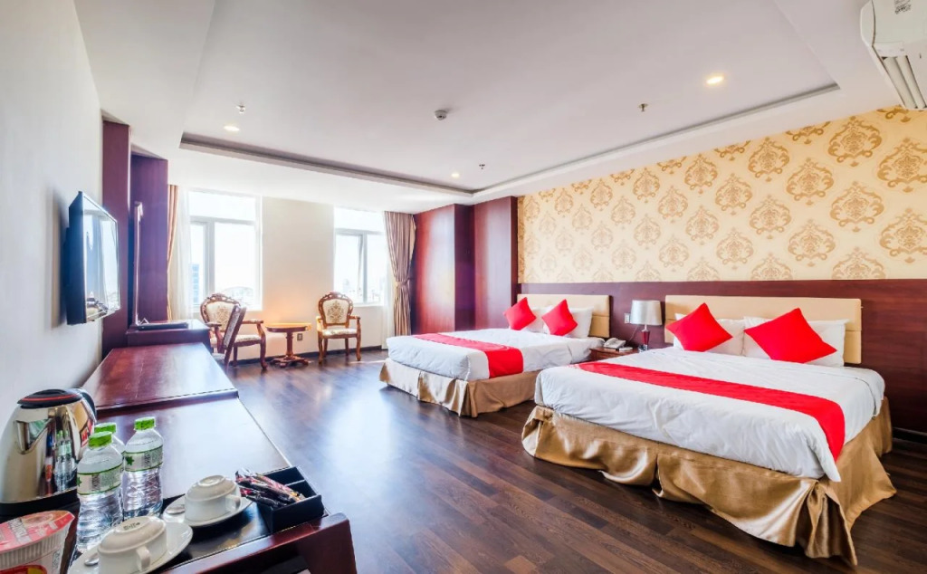 GIC Land Hotel